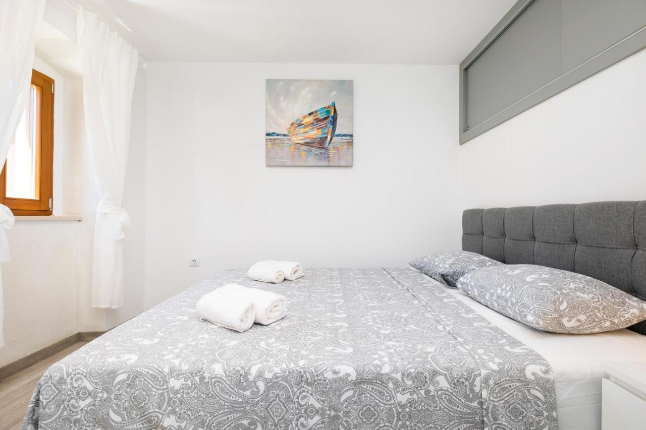 Vacation House Orange Veli Lošinj 外观 照片