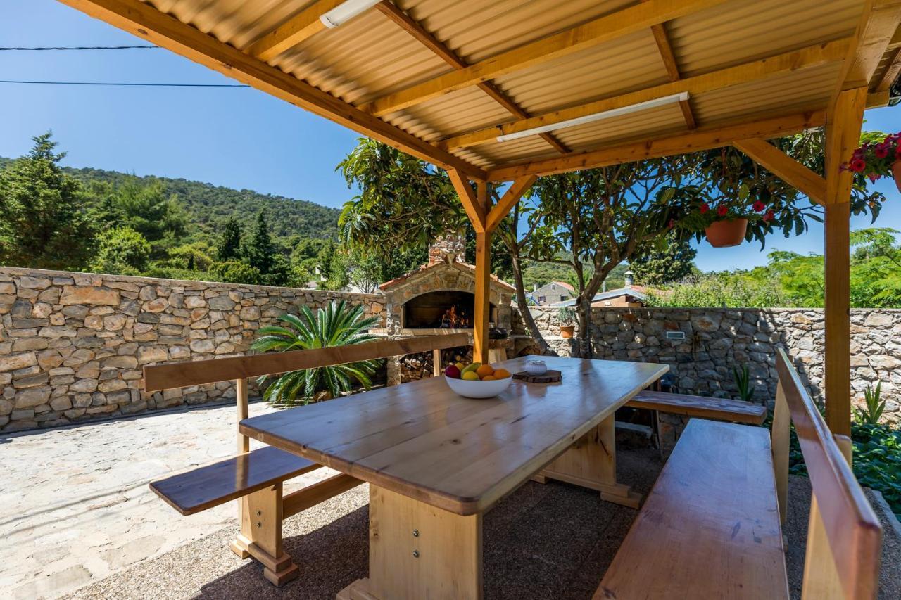 Vacation House Orange Veli Lošinj 外观 照片